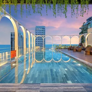 Golden Lotus Luxury - Complimentary Daily Afternoon Tea **** Đà Nẵng